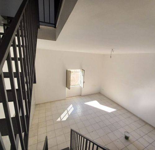 Appartamento a Mondragone in Via Vittorio Emanuele - Foto 2