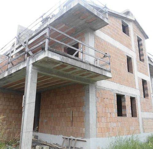 Villa a Mondragone in Via Salvo D'Acquisto - Foto 3