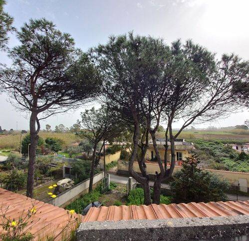 Casa indipendente a Mondragone in Via Della Magnolia - Foto 3