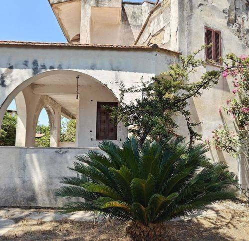 Casa indipendente a Mondragone in Via Della Magnolia - Foto 5