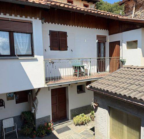 Villa a Trarego viggiona in Via Per Oggiogno 24 - Foto 2