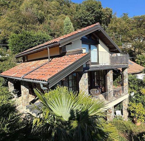 Villa a Cannero riviera in Strada Vecchia Per Viggiona 10 - Foto 2