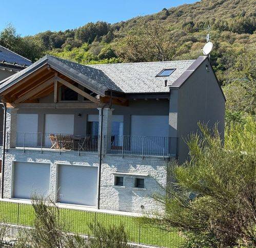 Villa a Trarego viggiona in Via Gianna Beretta - Foto 2