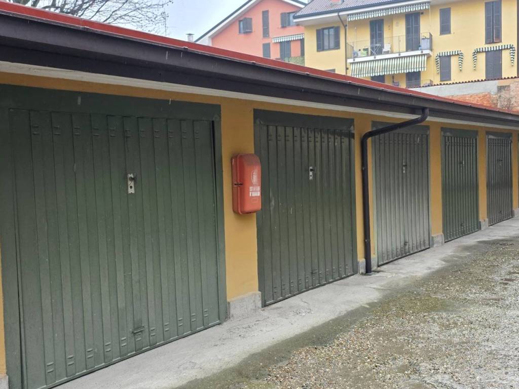 Box / garage a Codogno in Via Giosuè Carducci, 45 - Foto 2