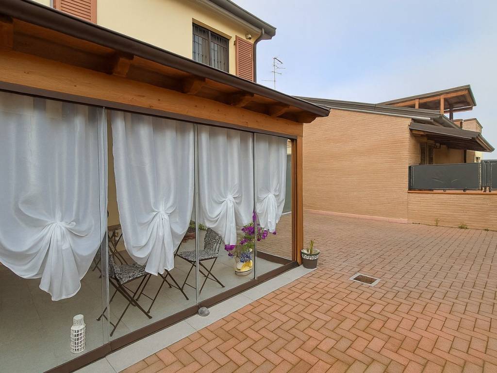 Villetta a schiera a Ferrara in Via Antonio Lombardo - Foto 4