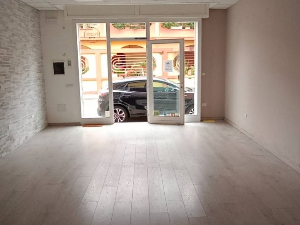 Immobile a Assemini in Via 2 Agosto 1980 - Foto 3