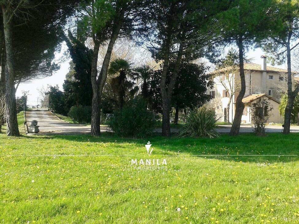 Villa a Jesolo in Via la Bassa, 12 A, 30016 Jesolo VE, Italia - Foto 2