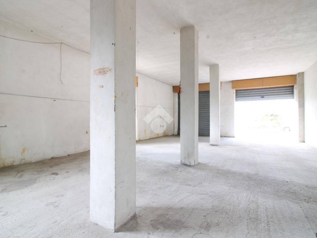 Box / garage a Fermo in Viale XXV APRILE, 132 - Foto 4