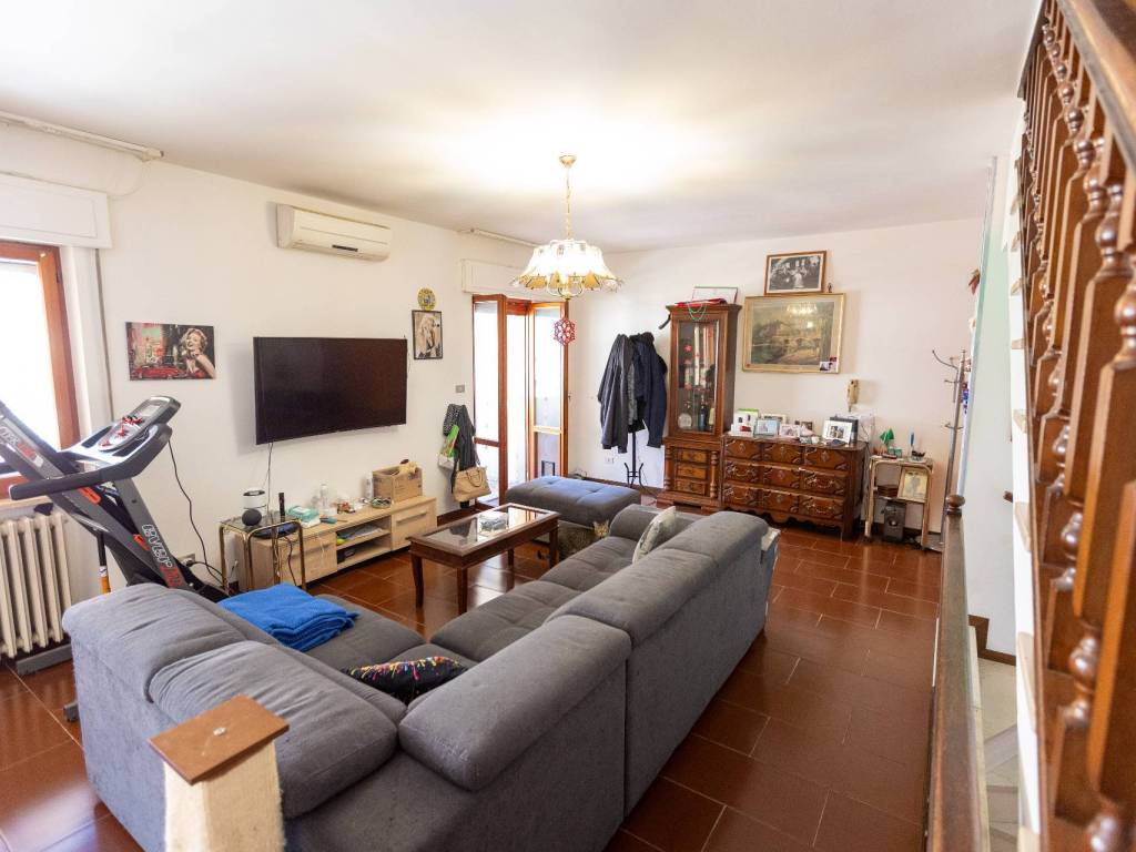 Appartamento a Folignano in Via Alessandria - Foto 2