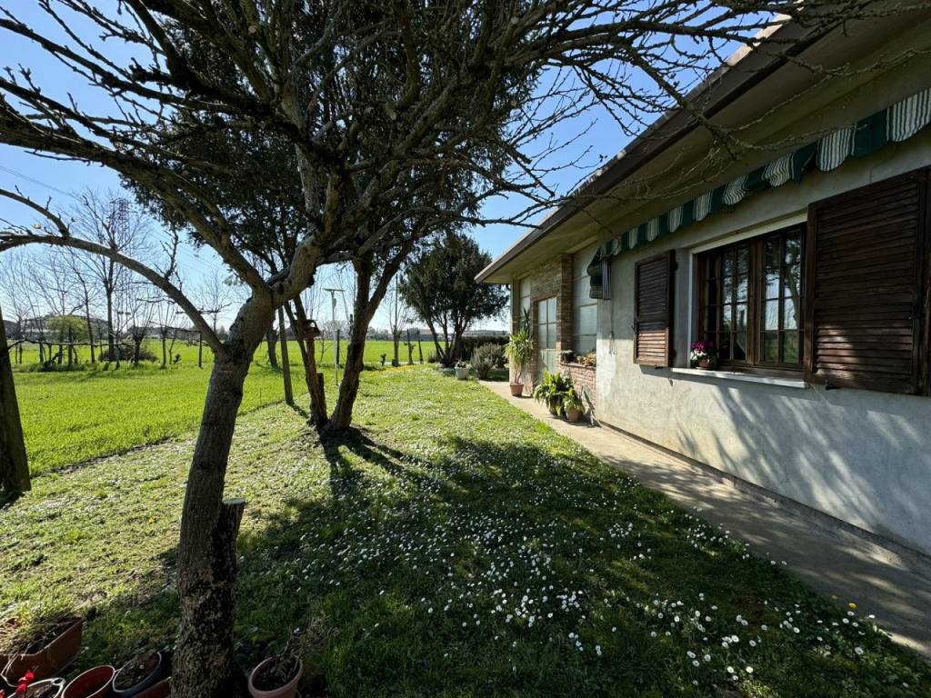 Casa indipendente a Borgo veneto in Via Arzarello Alto - Foto 2