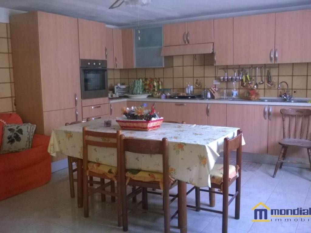Casa indipendente a Pachino in via Piemonte n. 10 - Foto 2