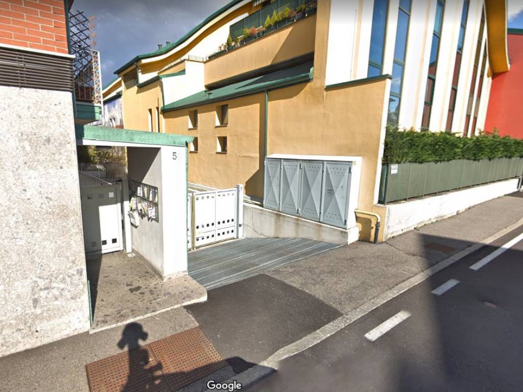 Box / garage a Bergamo in Via Alfredo Corti, 5 - Foto 3