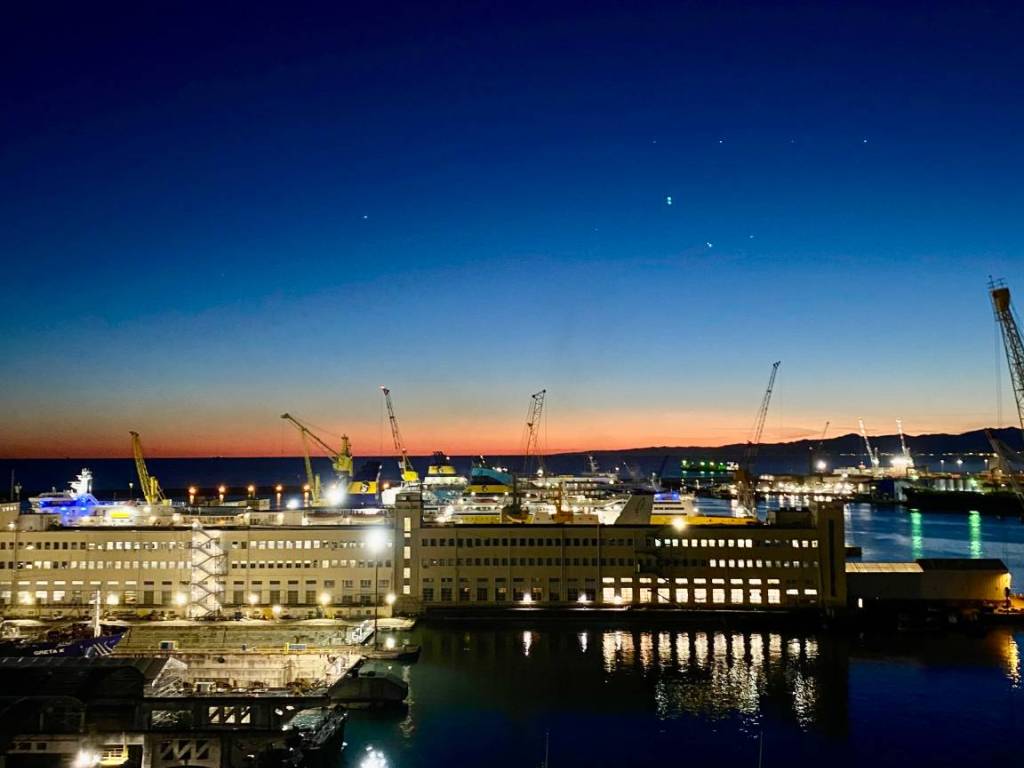 Appartamento a Genova in Via di Santa Croce, 39 - Foto 2
