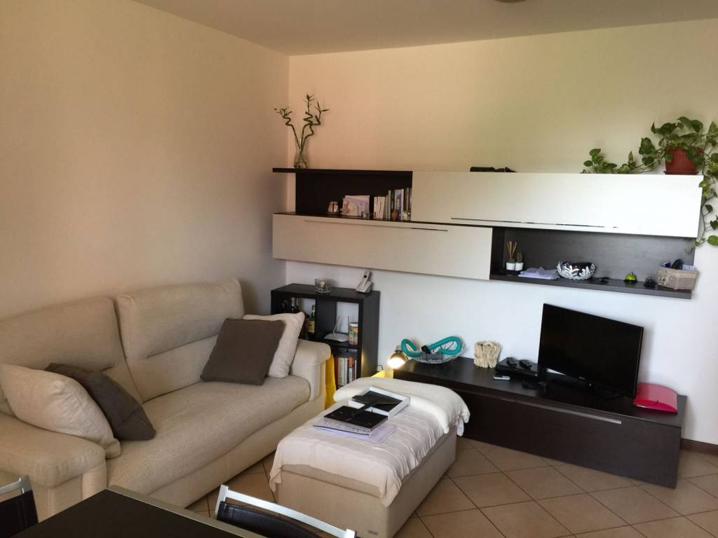 Appartamento a Certosa di pavia in Via Emilio Gino Segrè - Foto 2