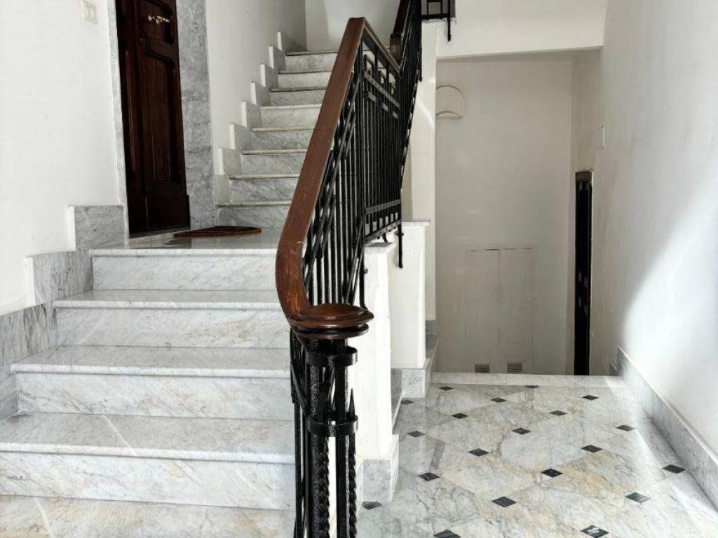 Appartamento a Cagliari in Via Nazario Sauro, 5 - Foto 2