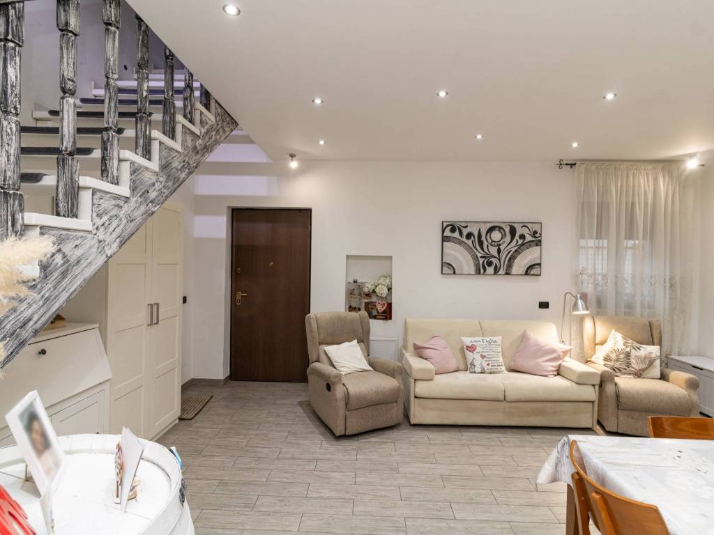 Appartamento a Giussano in Via Furlanelli, 112 - Foto 2