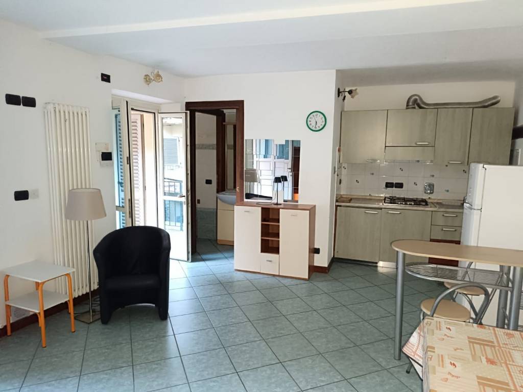 Appartamento a Alba in Via Generale Govone - Foto 4