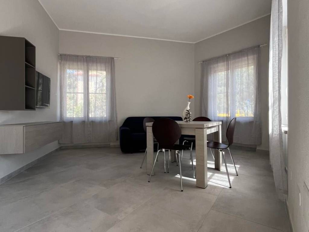 Palazzo / stabile a Oristano in Via Niccolò Tommaseo - Foto 2