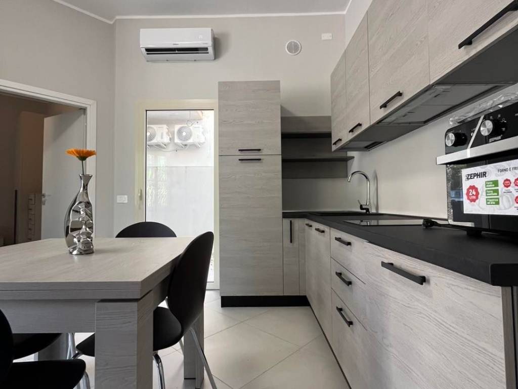 Palazzo / stabile a Oristano in Via Niccolò Tommaseo - Foto 4