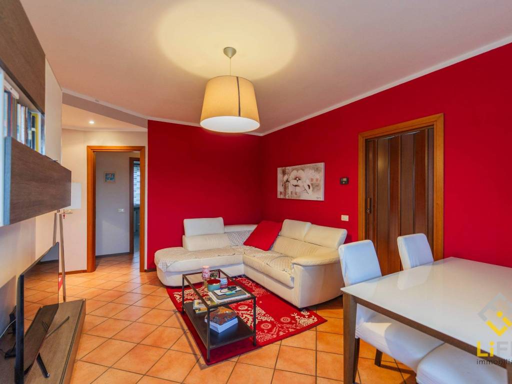 Appartamento a Galliate in Via Roma - Foto 2