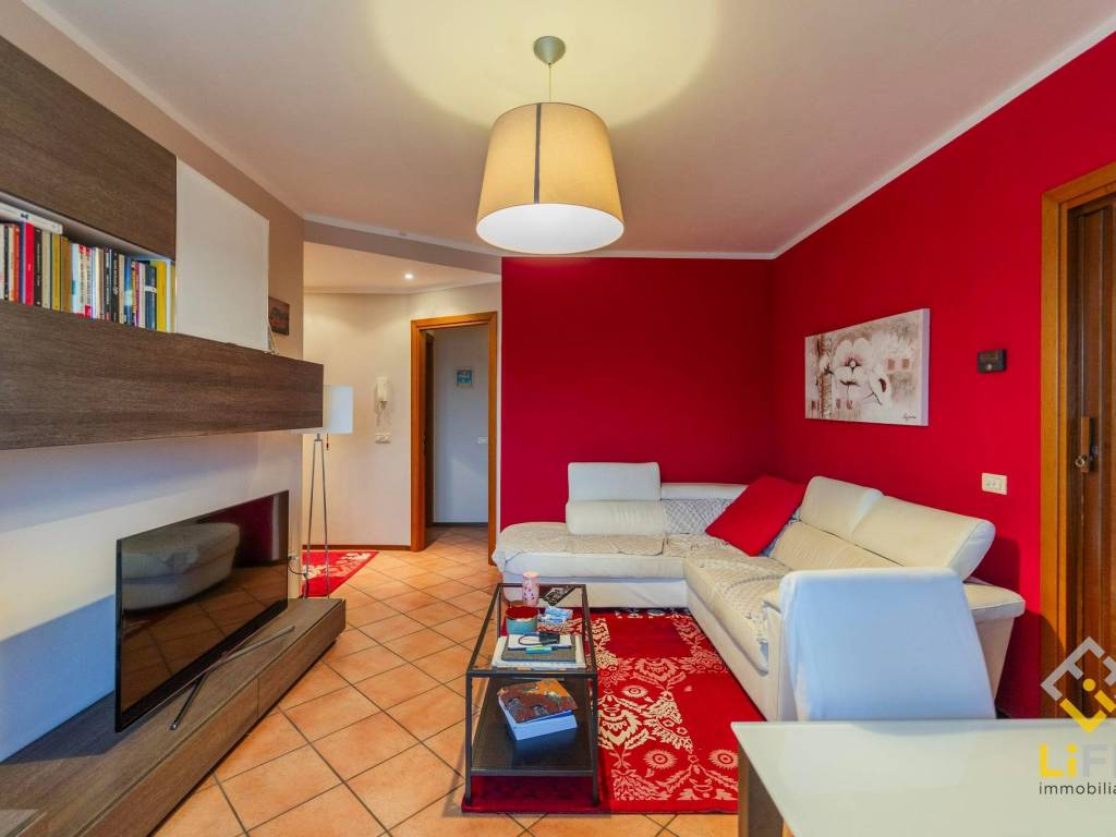 Appartamento a Galliate in Via Roma - Foto 4