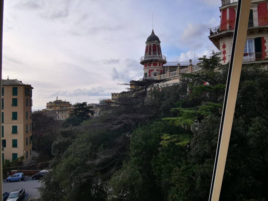 Appartamento a Genova in Largo Gaetano Giardino - Foto 5
