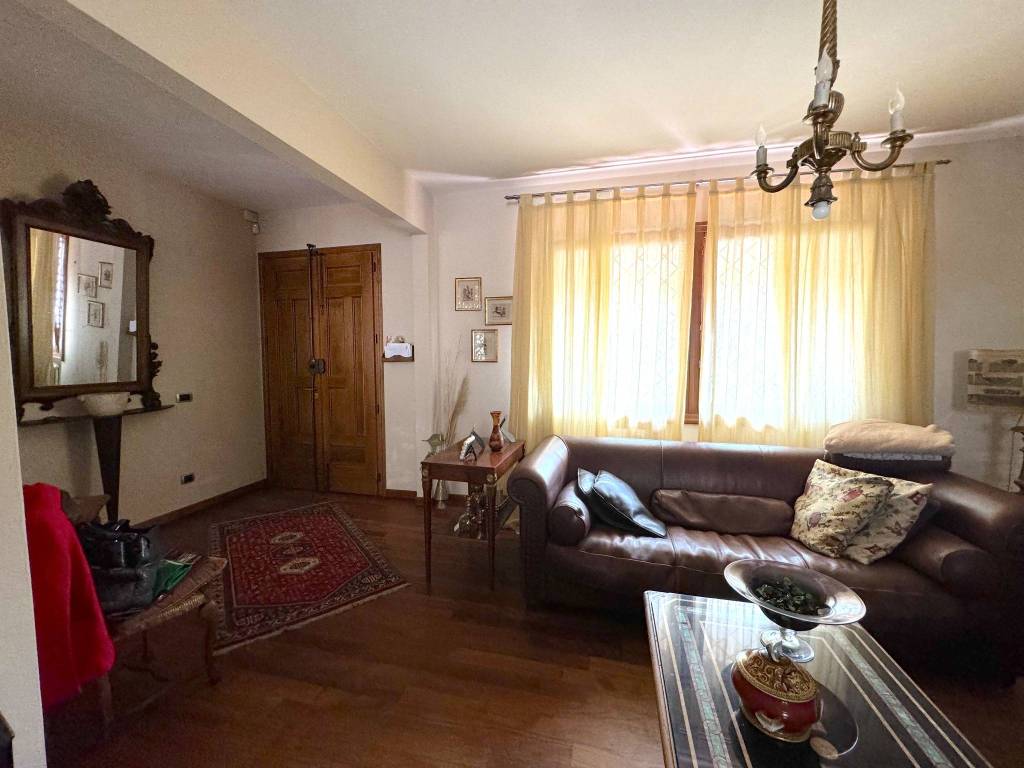 Casa indipendente a Cantagallo in Strada Comunale di Mazzolaccio - Foto 4