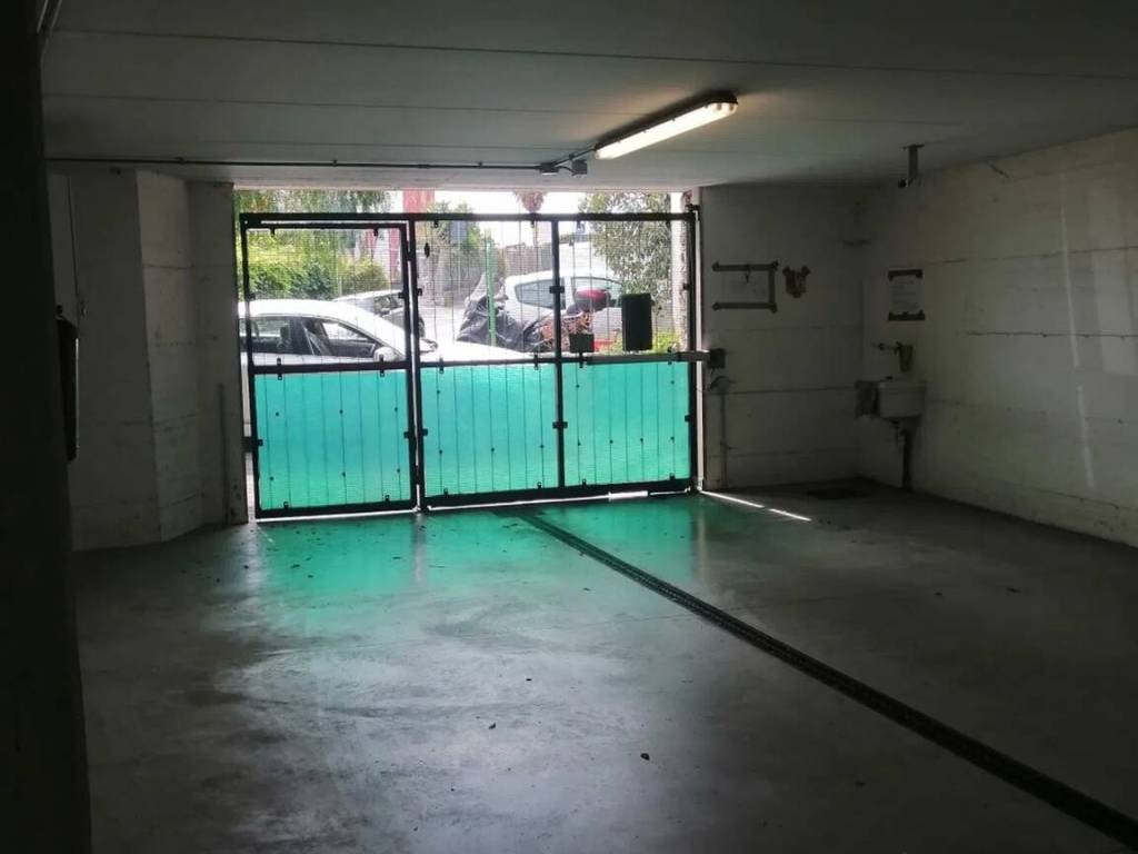 Box / garage a Recco in Via Cristoforo Colombo S.N.C. - Foto 5