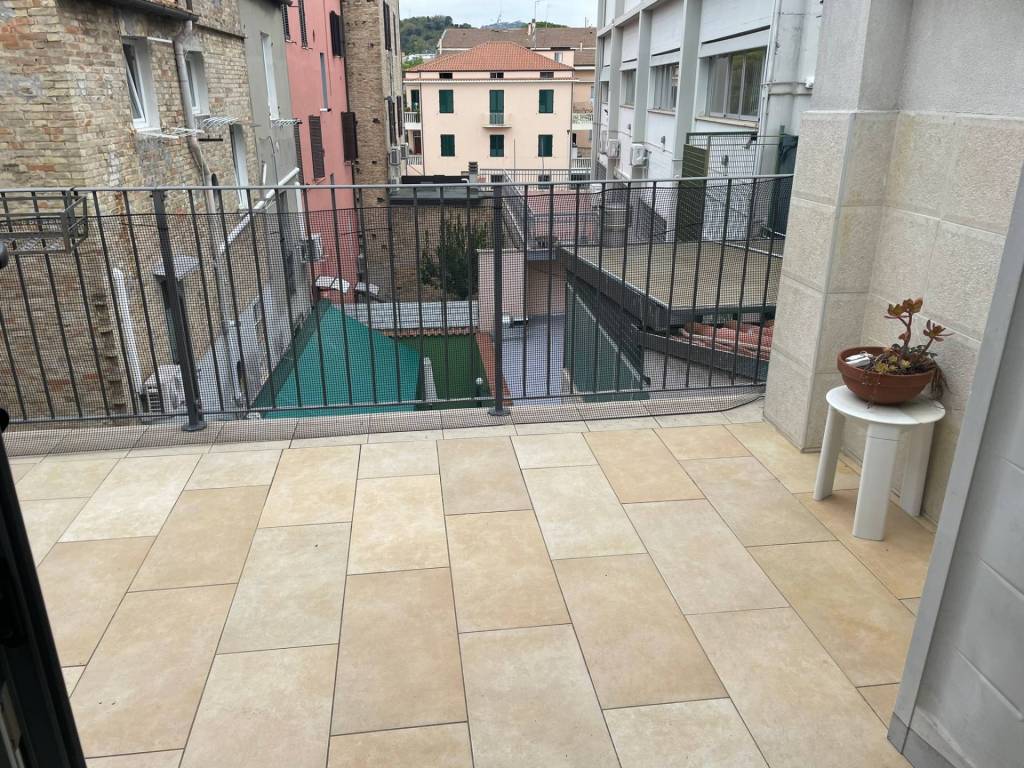 Appartamento a San benedetto del tronto in Via dell'0lmo - Foto 3