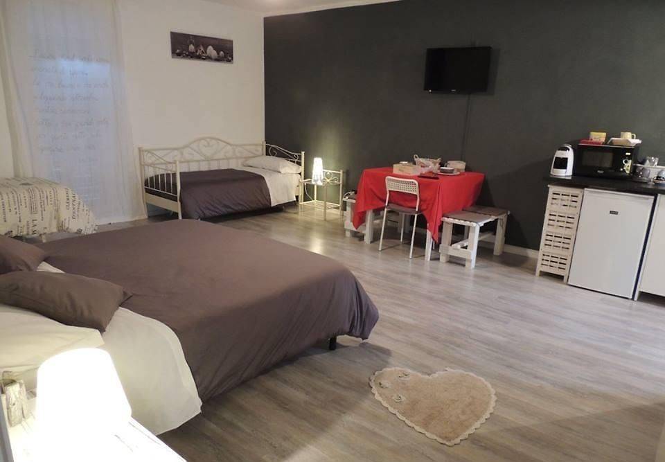 Casa indipendente a Vercelli in Vicolo Antonio Olivero, 13 - Foto 4