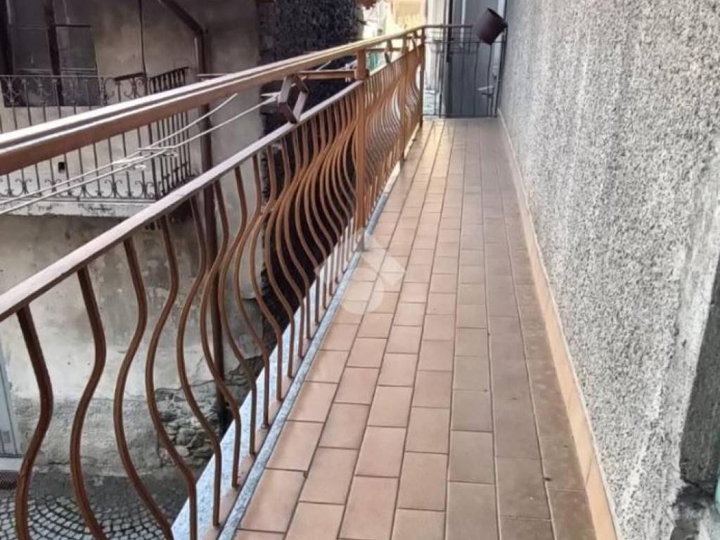 Casa indipendente a Nus in Vicolo Llaou de l'Hopeutaill - Foto 5