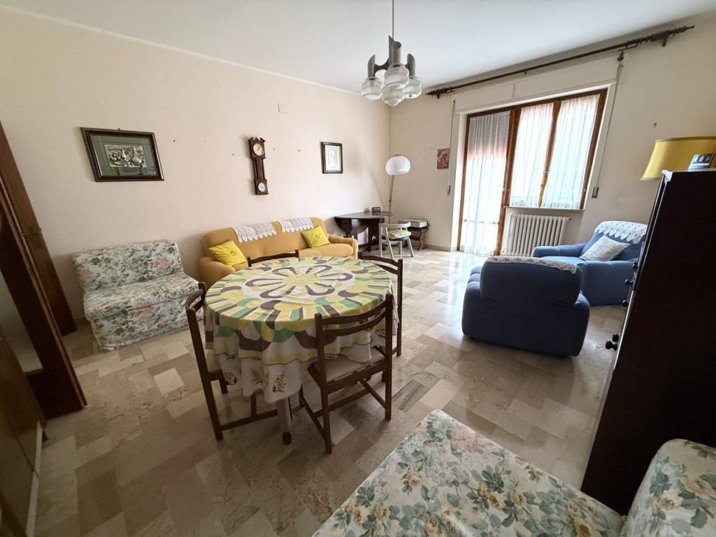 Appartamento a Macerata in Via Giuseppe Valadier, 30 - Foto 4