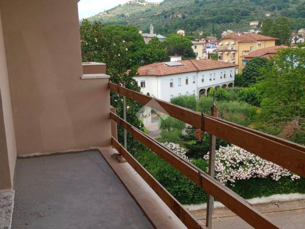 Appartamento a Montecatini-terme in Via Montebello, 11 - Foto 4