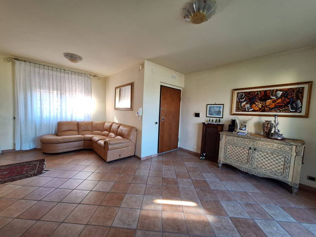 Casa indipendente a Civitanova marche in Via Flavio Gioia - Foto 4