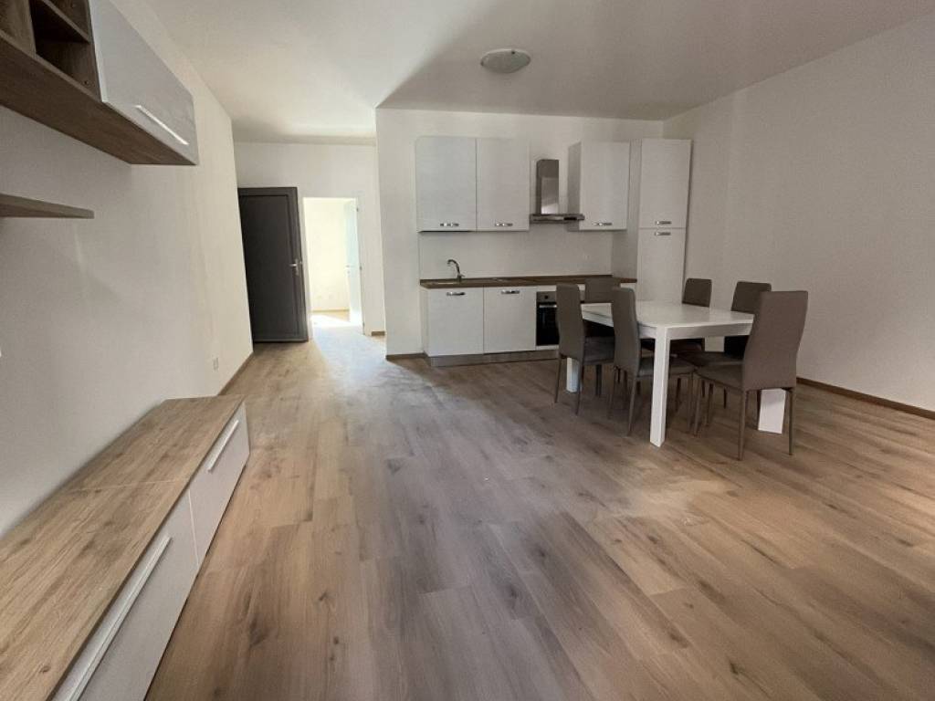 Appartamento a Centro valle intelvi in Piazza La Torre, 16 - Foto 5