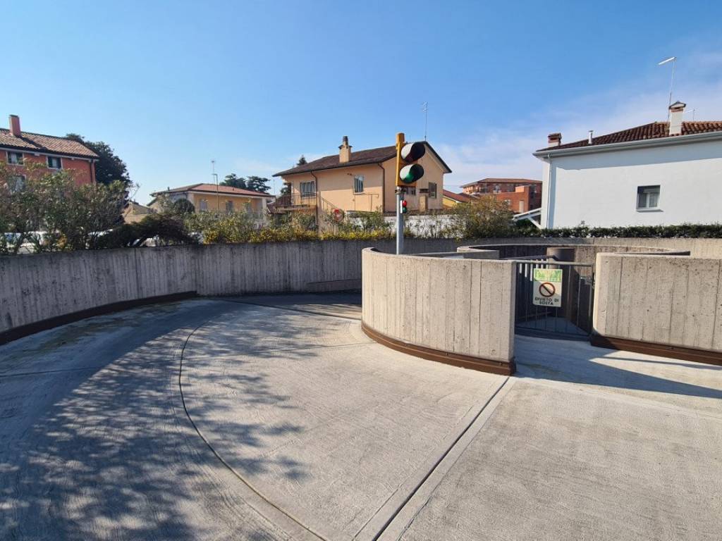 Box / garage a Castelfranco veneto in Via Romanina - Foto 3