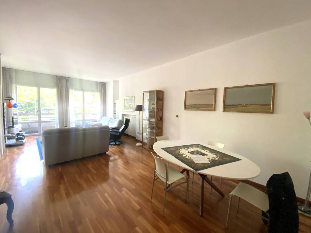Appartamento a Ferrara in Viale Camillo Benso di Cavour - Foto 4