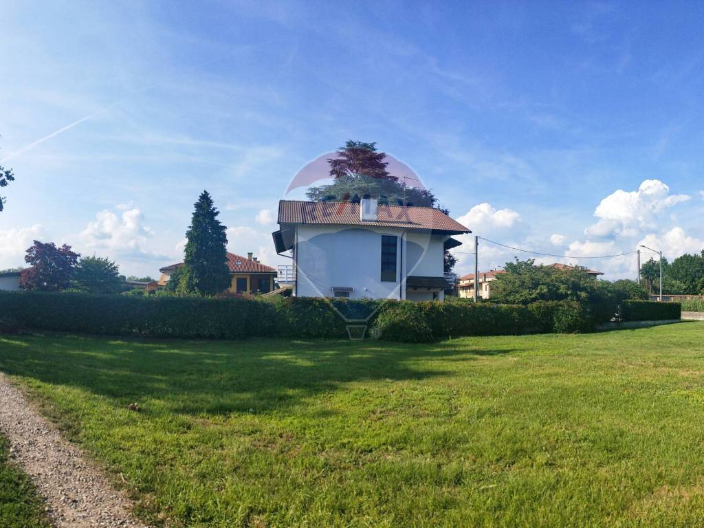 Villa a Ghislarengo in via G Ferrari, 85 - Foto 3