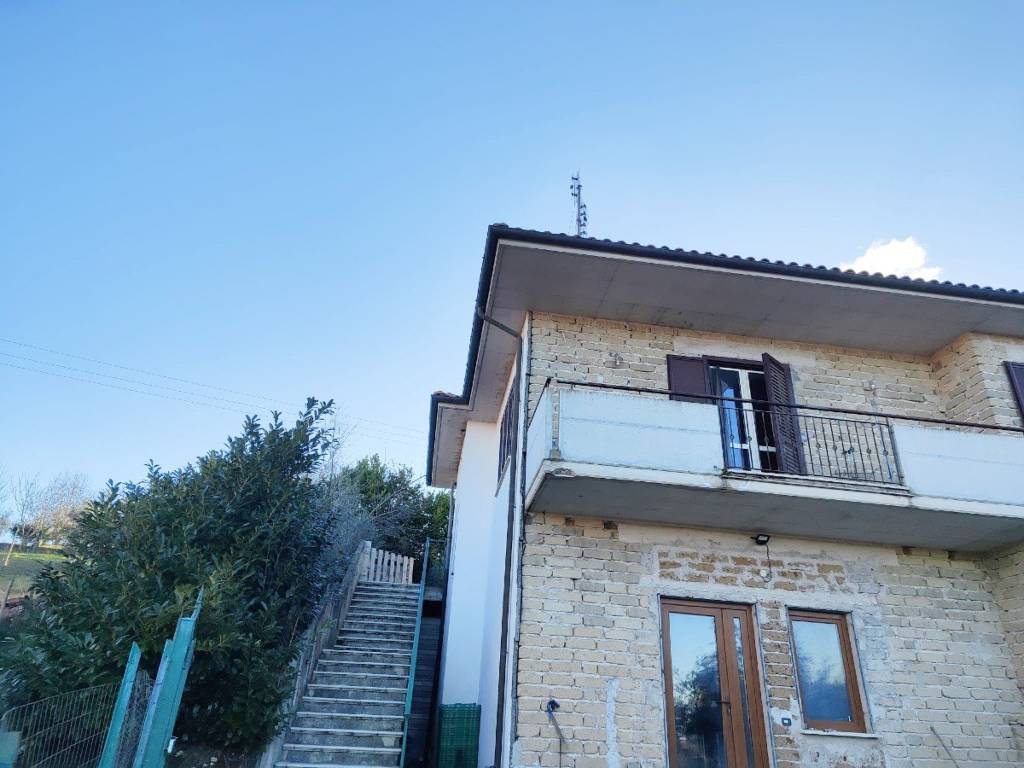 Villa a Rocca sinibalda in Via Turanense - Foto 2