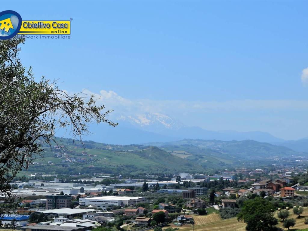 Casa indipendente a Bellante in Fraz. San Mauro - Foto 4