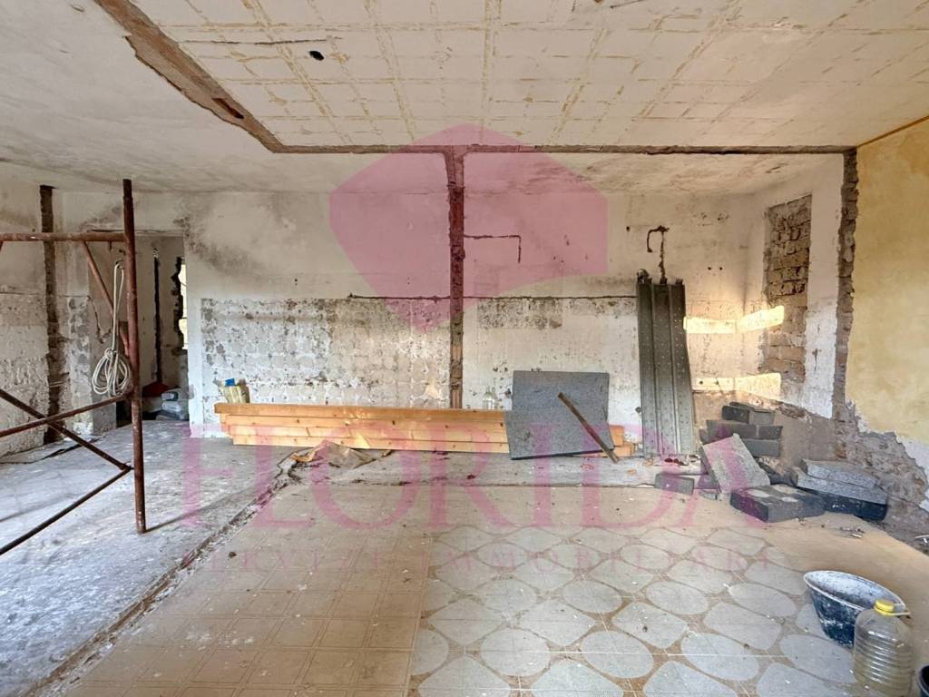 Villa a Aprilia in Via dei Cigni - Foto 3