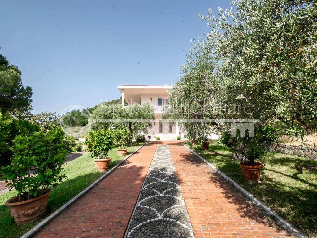 Villa a Massarosa in Via Badia - Foto 2