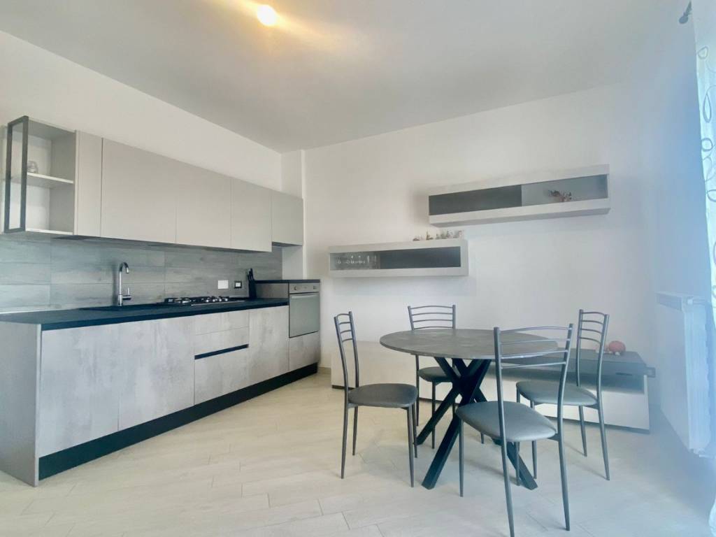 Appartamento a Fiumicino in Viale di Focene, 292 - Foto 2