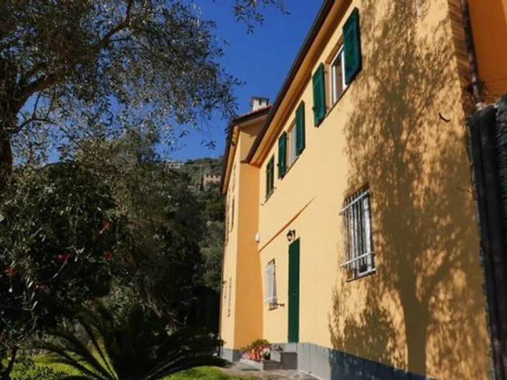 Villa a Recco in Via Carbonara S.N.C. - Foto 1