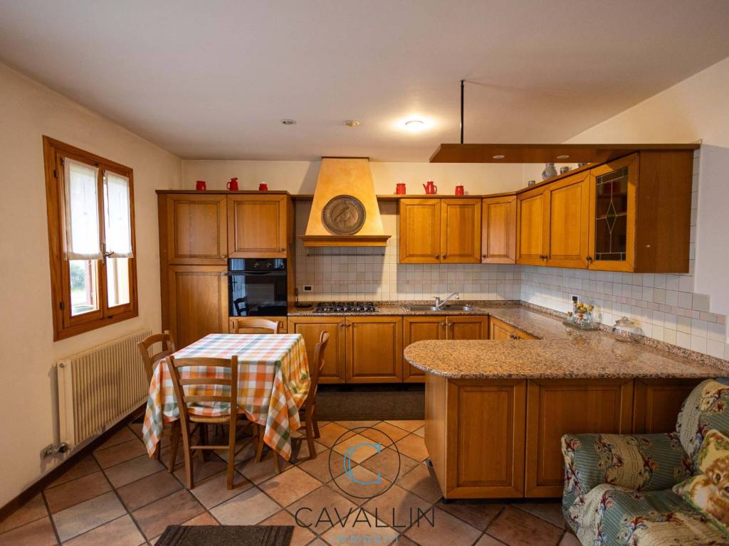 Villa a Montebelluna in Via Trevignano - Foto 3