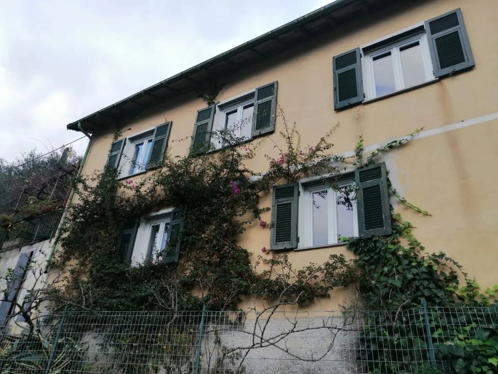 Villa a Avegno in Via Del Camoglino S.N.C. - Foto 2