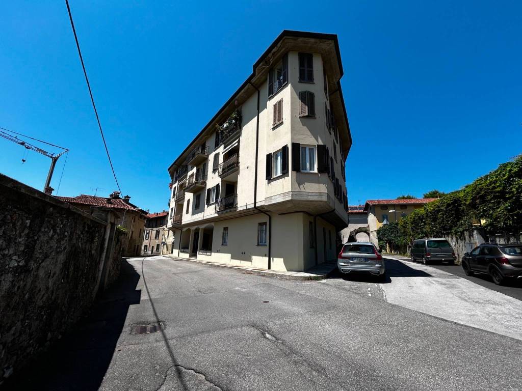 Appartamento a Galbiate in Via Olmo - Foto 2