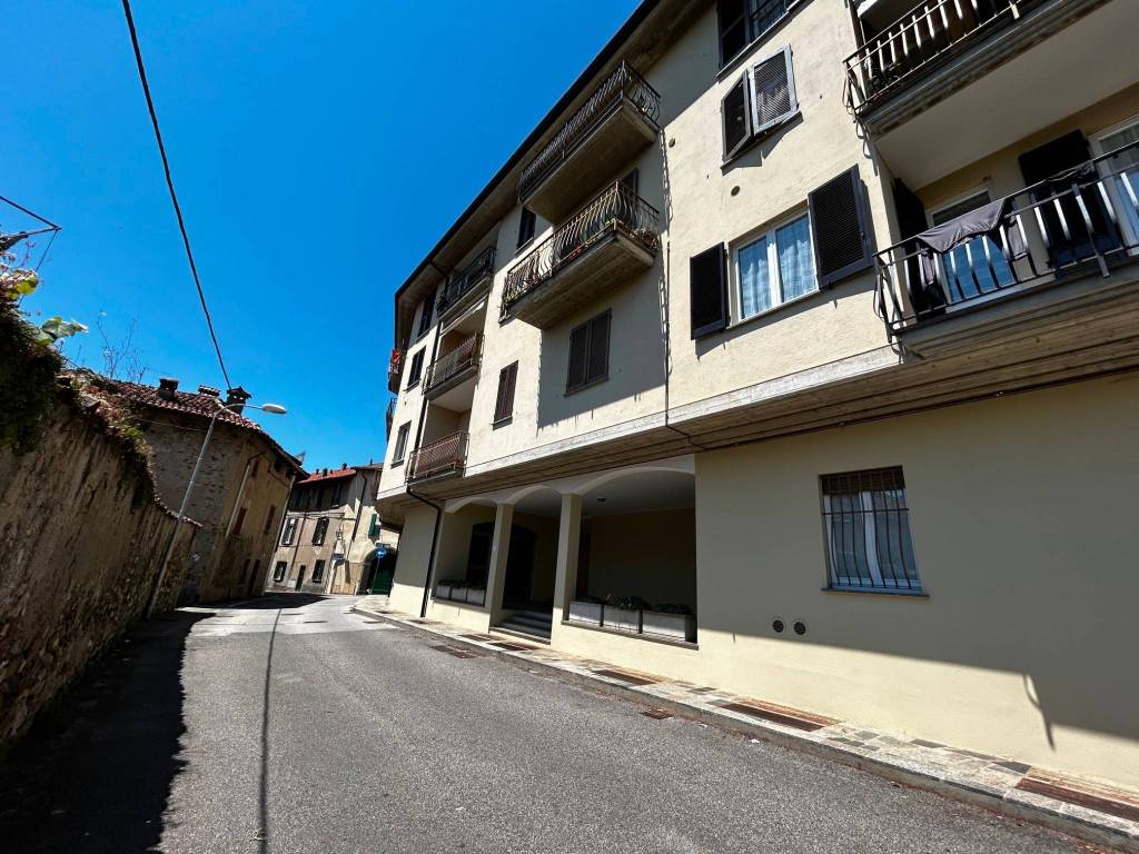 Appartamento a Galbiate in Via Olmo - Foto 3