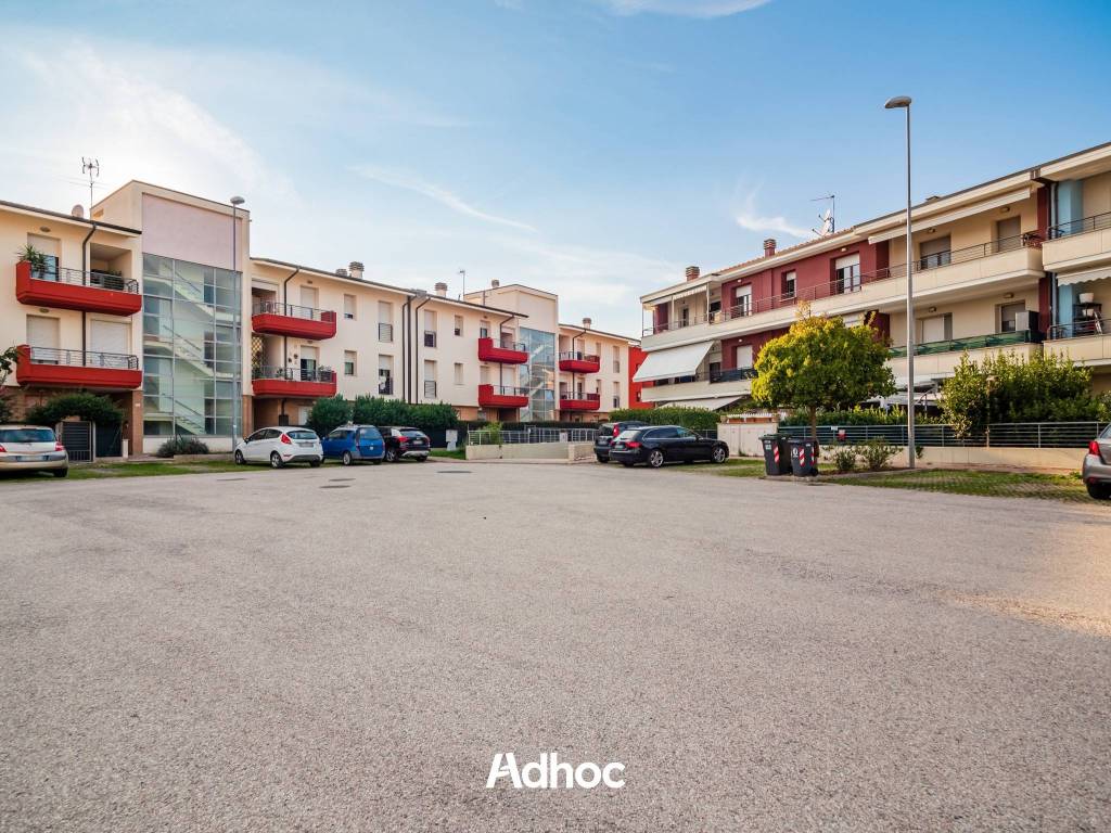 Appartamento a Fano in Via Ventinovesima Strada - Foto 2