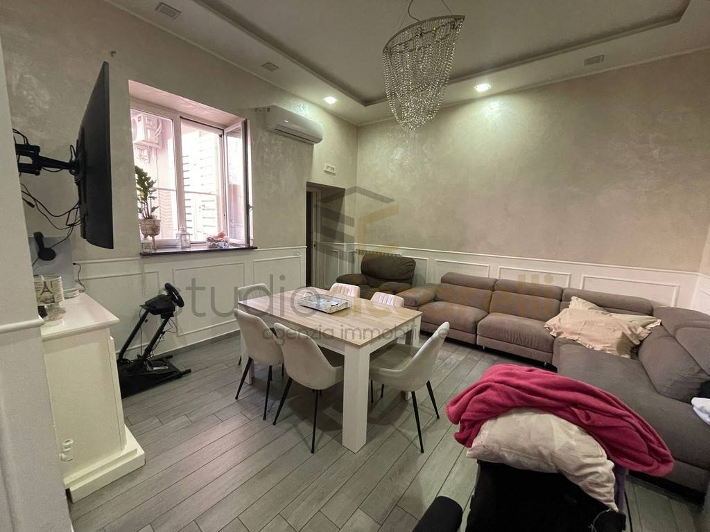 Casa indipendente a Giugliano in campania in Corso Campano, 34 - Foto 4